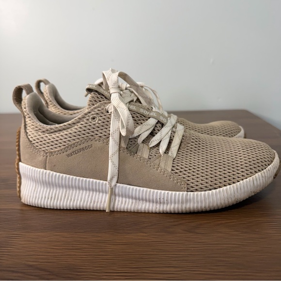 Sorel Women’s Out 'N About Plus Beige Waterproof Sneaker Size 7.5 - Picture 4 of 9